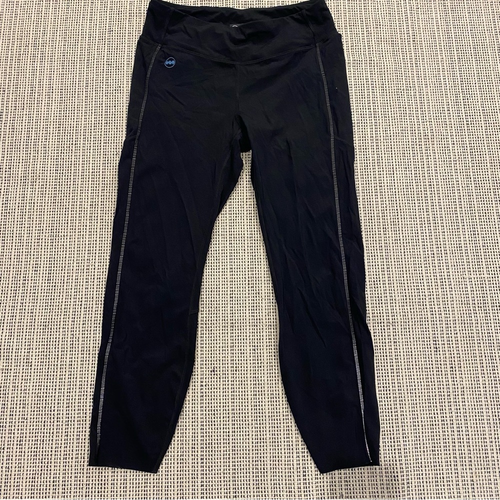 Janji cropped athletic leggings, black, medium